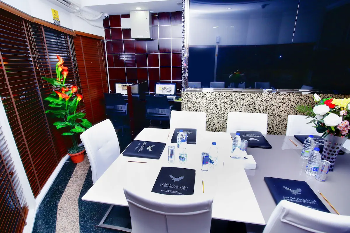 سالن کنفرانس هتل رویال فالکون دبی